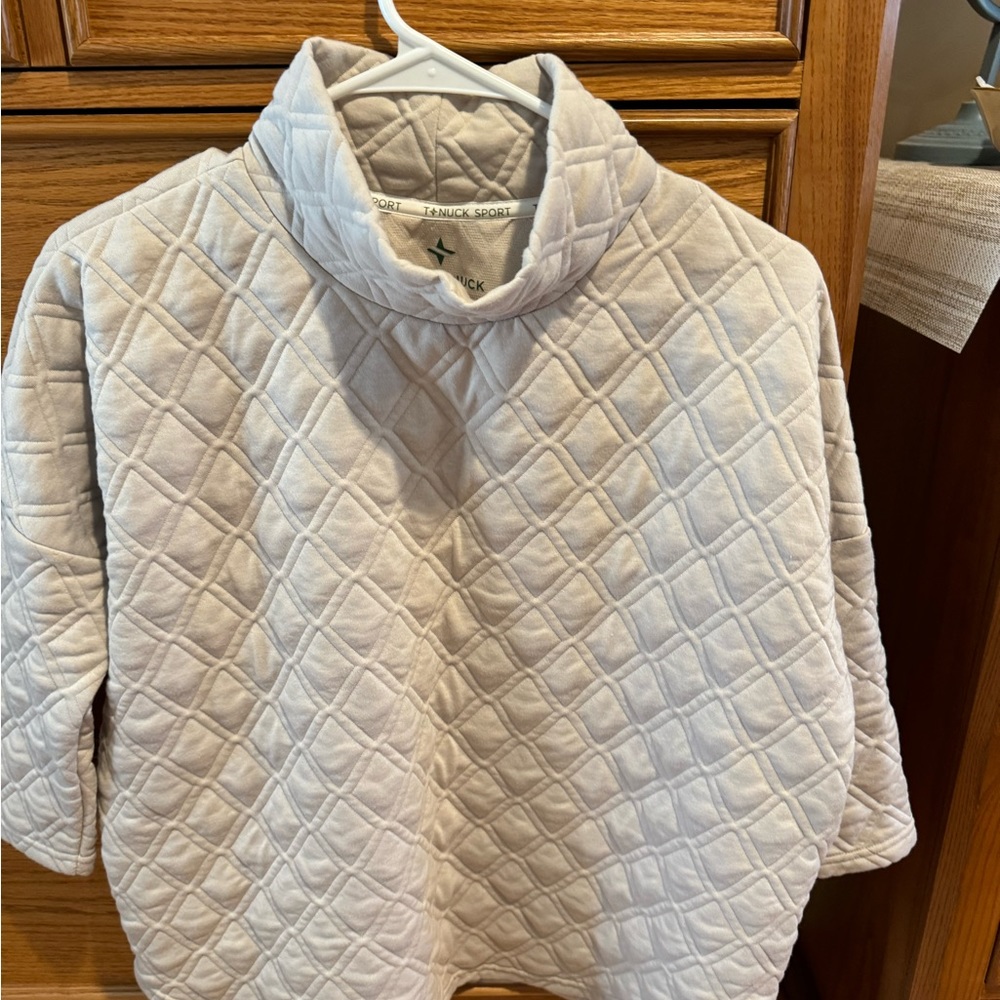 Tuckernuck Quilted Pullover Size XS Beige